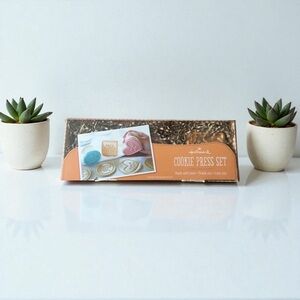 NEW•HP•HALLMARK MADE WITH LOVE COOKIE SET•NEW IN BOX